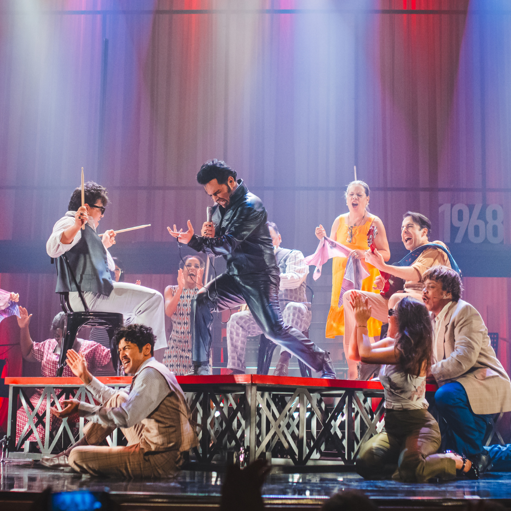 beto sargentelli como elvis em 'o rei do rock - o musical'