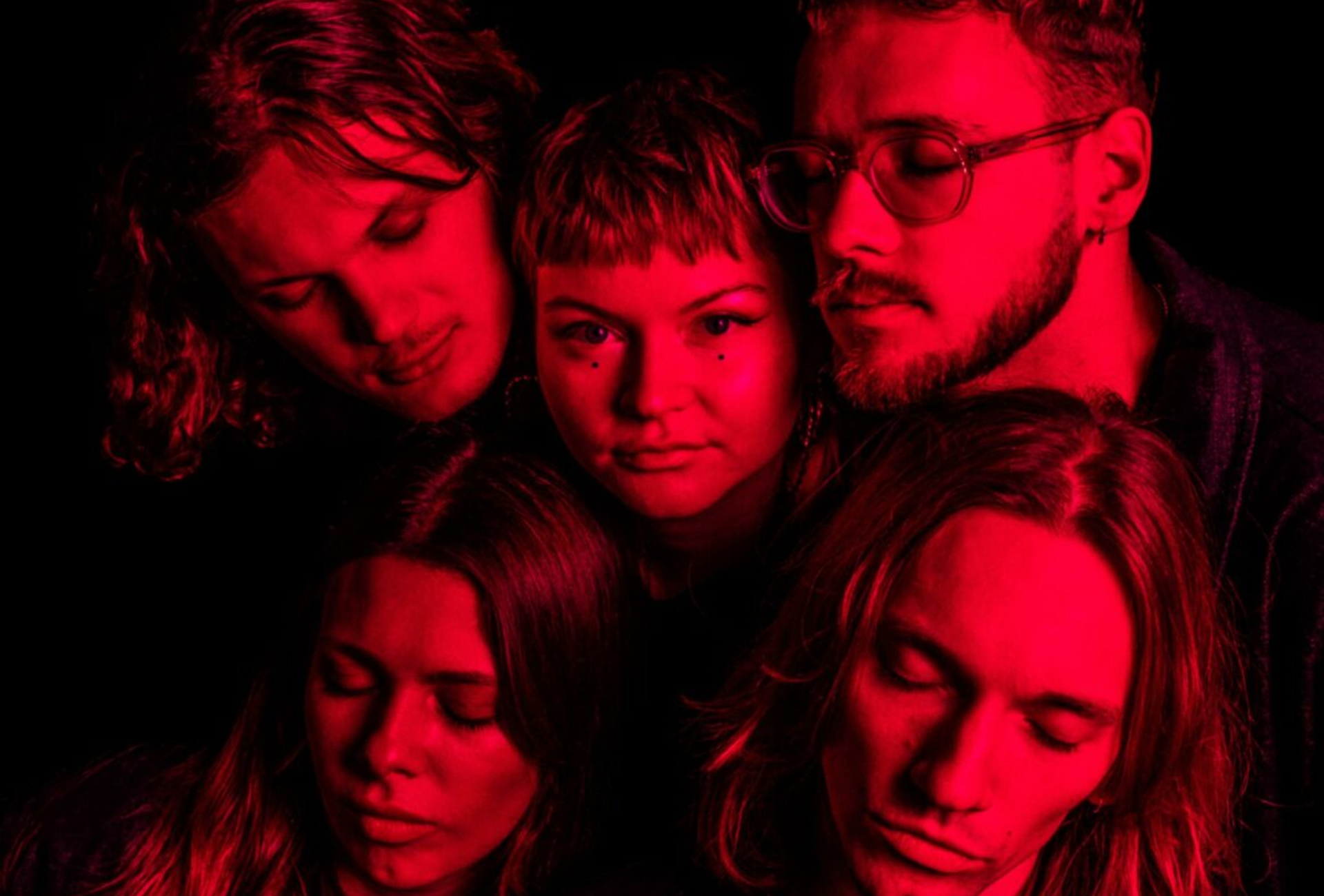 roseye lança seu novo ep every move