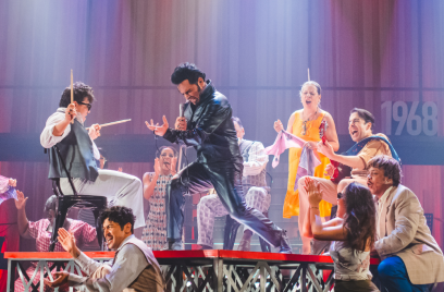 beto sargentelli como elvis em 'o rei do rock - o musical'